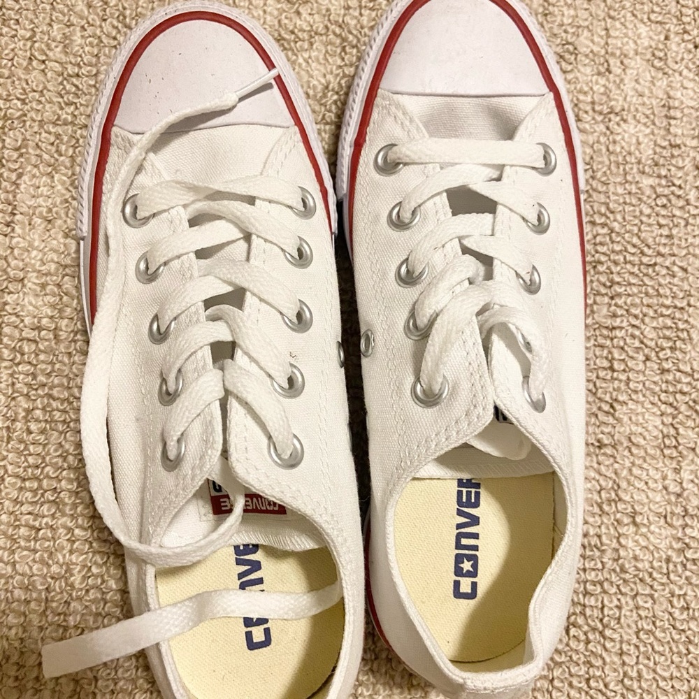new white low top converse